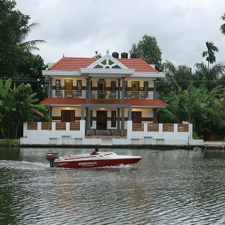 Mango Kerala Homes クマラコム エクステリア 写真