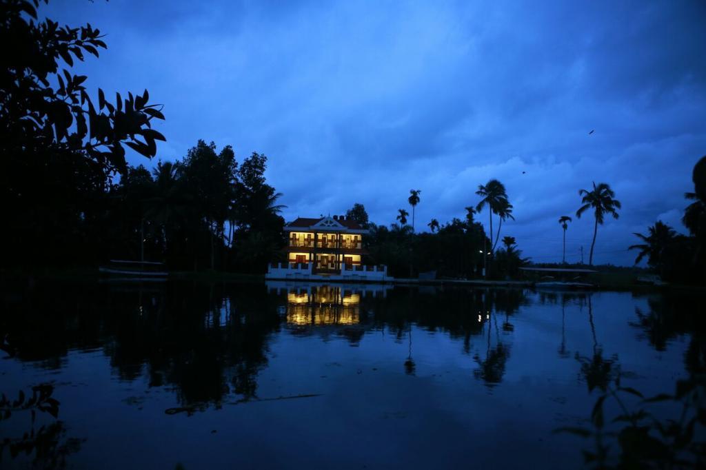 Mango Kerala Homes クマラコム エクステリア 写真
